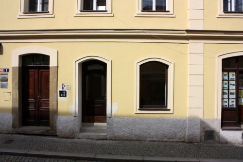 2nebyt28