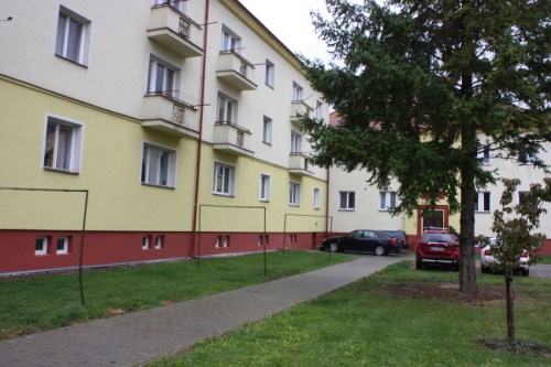 byt1242